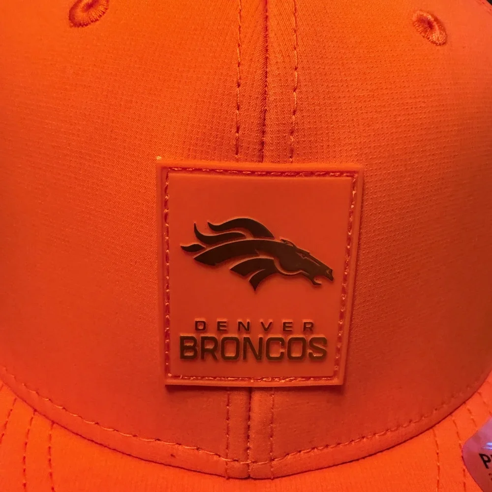 New Era Denver Broncos Hat Men 7 3/8 Orange New 2025 NFL Sideline 59FIFTY Fitted